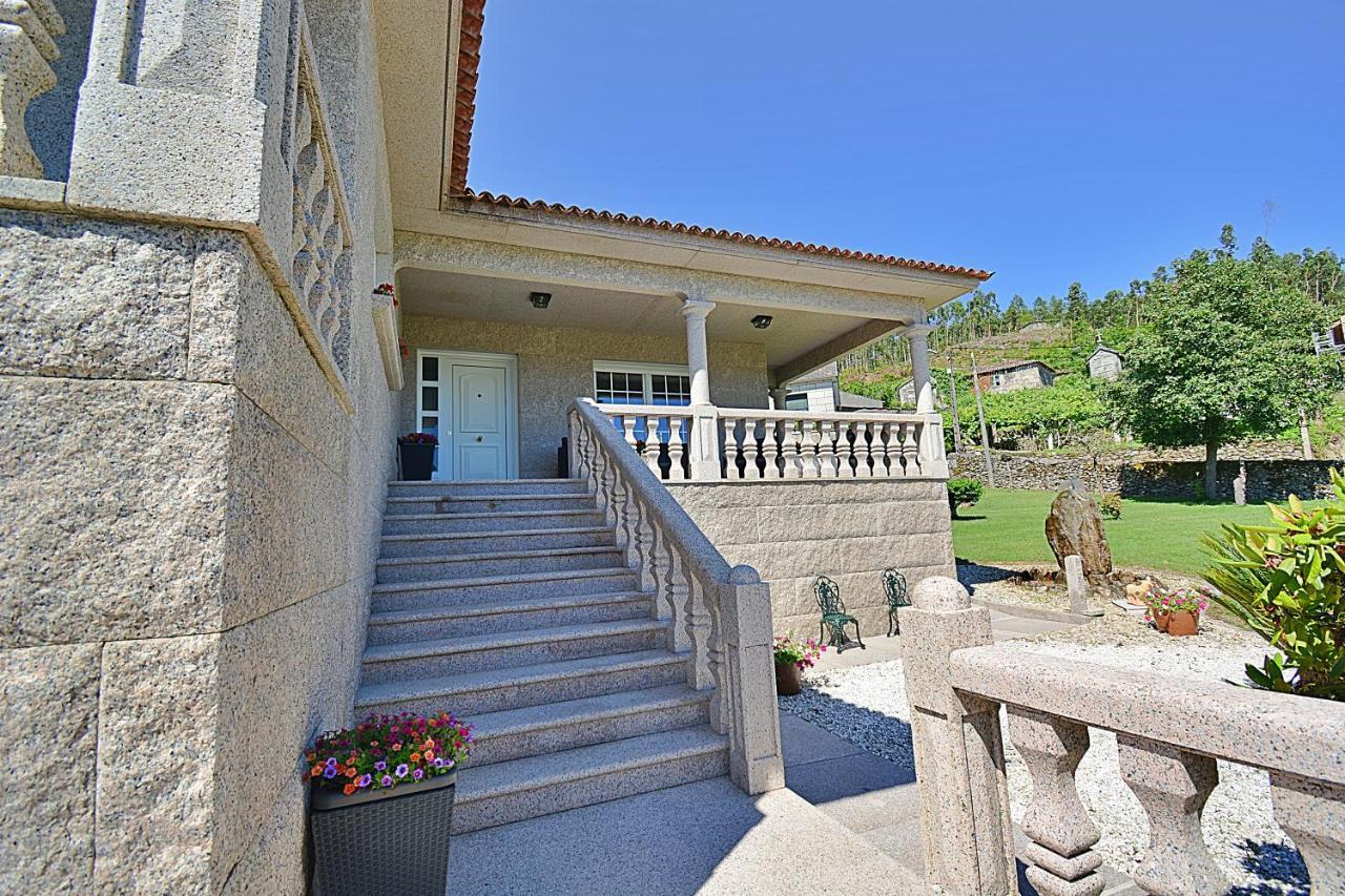 Galihost - A Casa De Otilia Villa Meano ภายนอก รูปภาพ